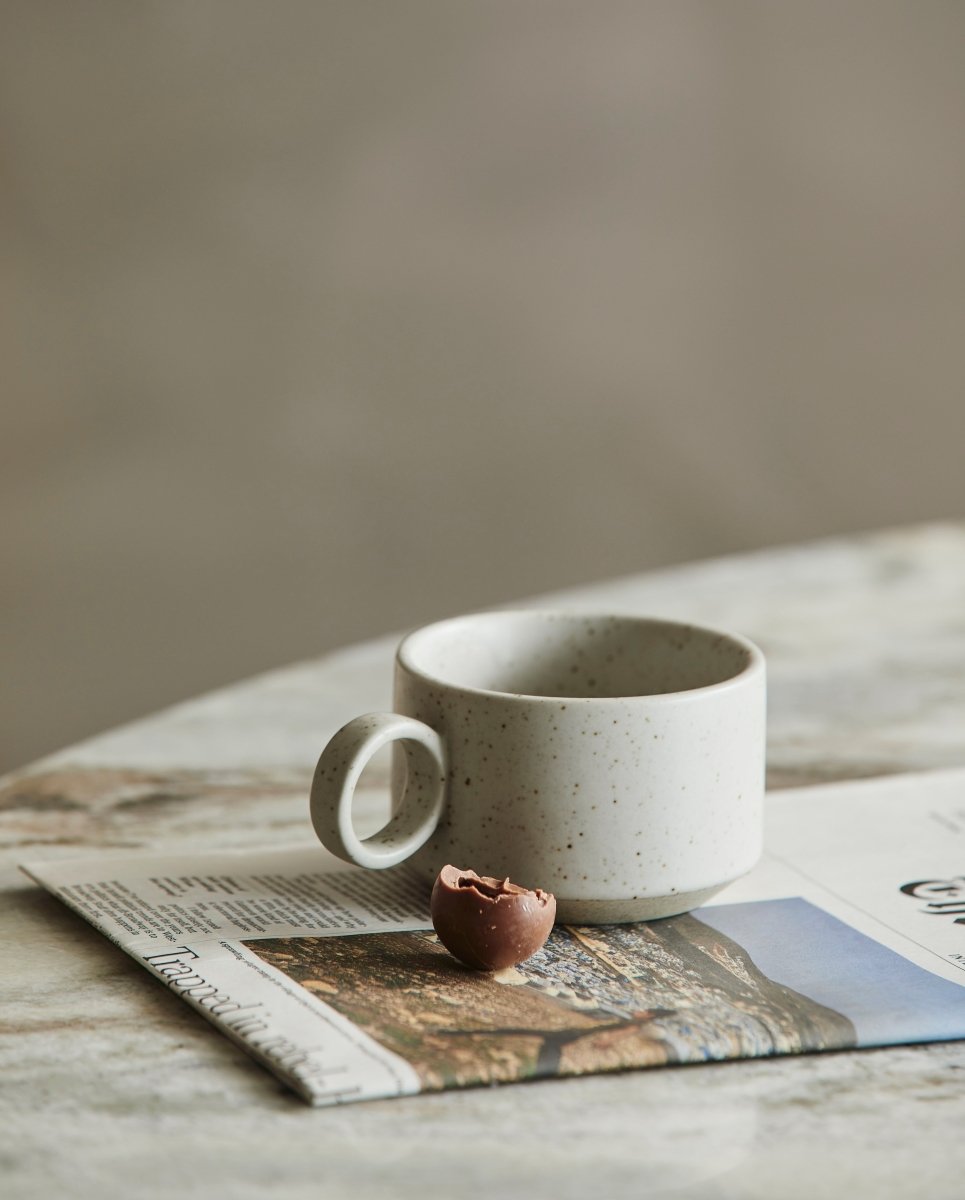 GRAINY tekop i keramik m/hank - h5,5 cm - sand - nordal.dk